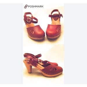 Krone wooden heeled clogs sz 7 narrow brown leather made in Denmark